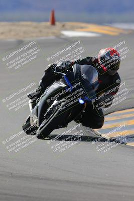 media/Nov-05-2022-SoCal Trackdays (Sat) [[f8d9b725ab]]/Turns 9 and 8 (1050am/